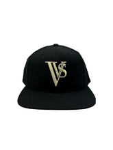 Load image into Gallery viewer, VVS Snapback Black / Cream
