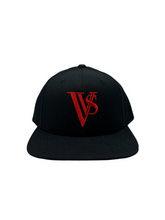 Load image into Gallery viewer, VVS Snapback Black / Red
