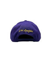 Load image into Gallery viewer, VVS Snapback Purple
